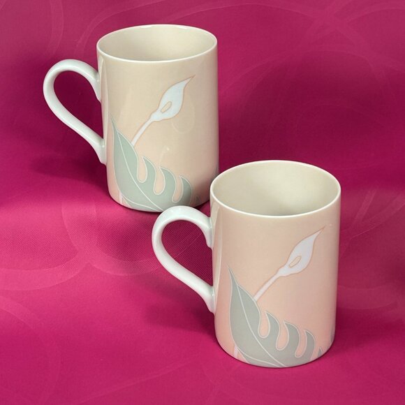 set of 2 Fitz & Floyd Japan Calla Lily coffee mugs - Picture 2 of 7